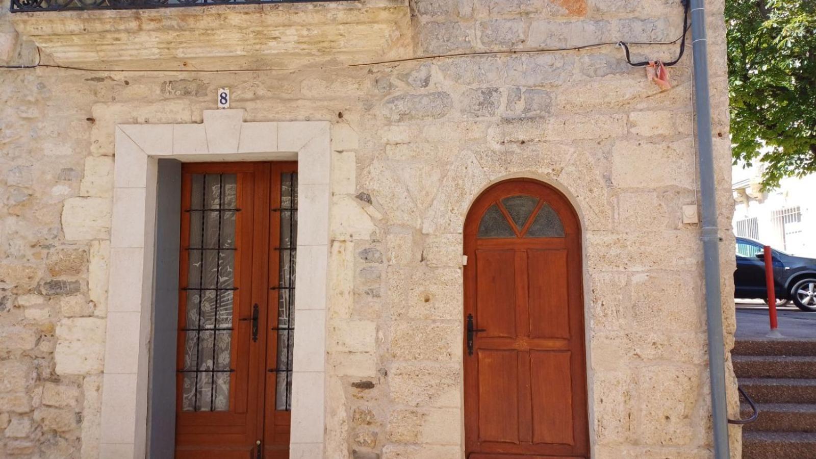 Appartement Chaleureux Dans Une Maison En Pierre Mireval Bagian luar foto